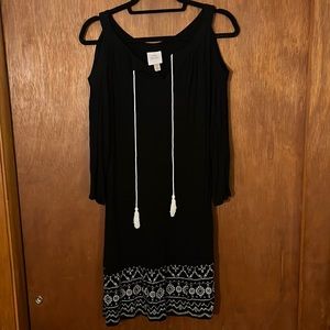 Cold shoulder dress - size small